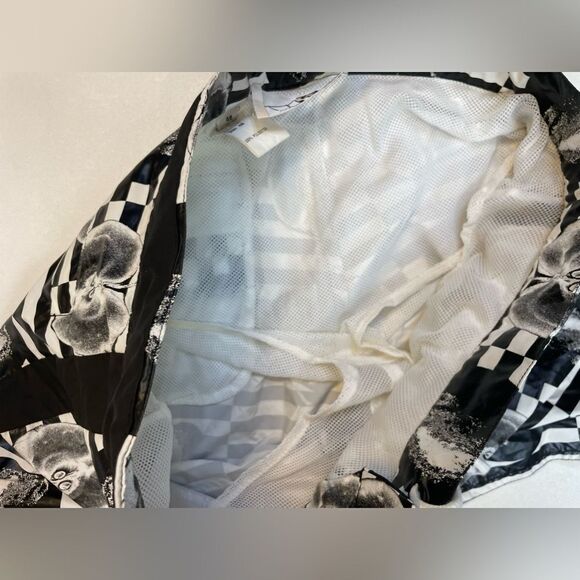 Marc Jacobs All Over Apple Print Swim Shorts Men Size 48 Large Black White - Picture 5 of 8